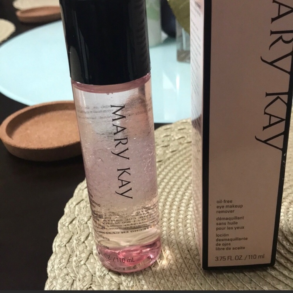 New makeup remover 🌸👁